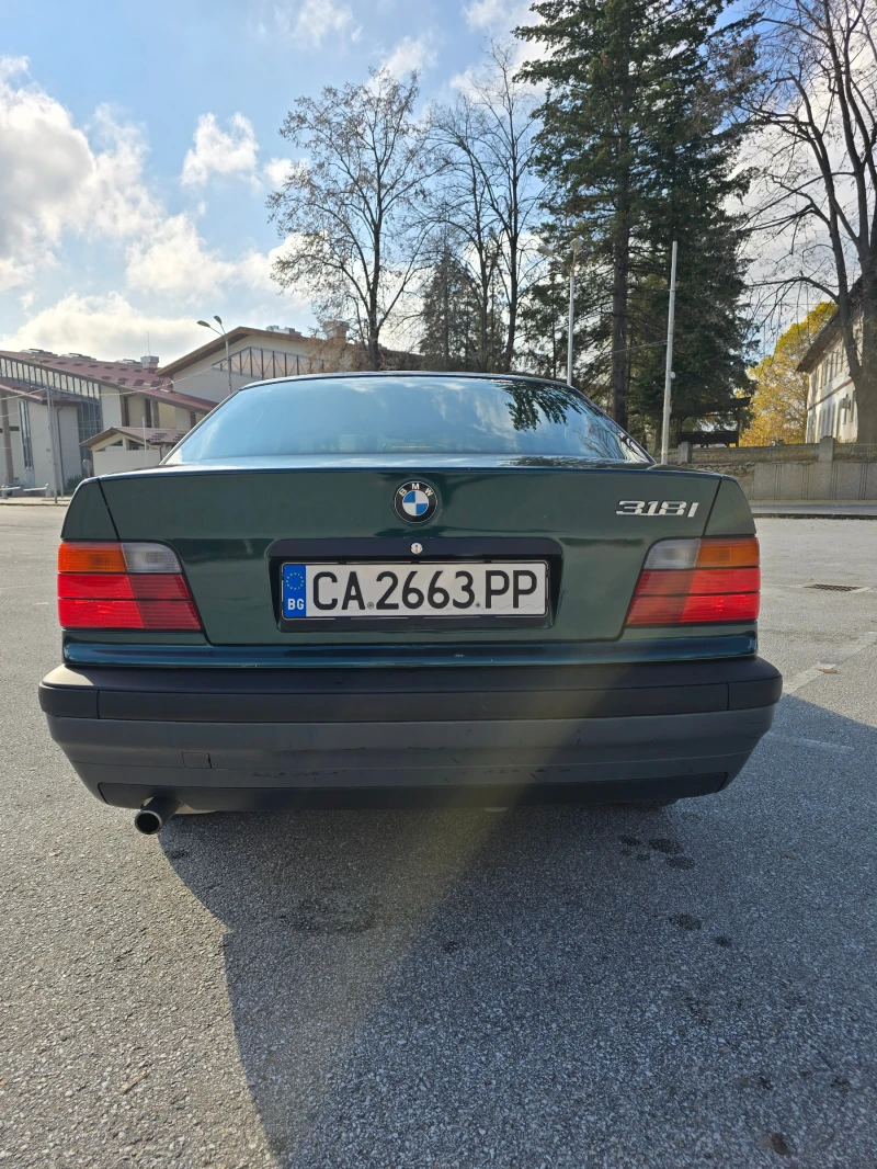 BMW 318, снимка 6 - Автомобили и джипове - 52530530