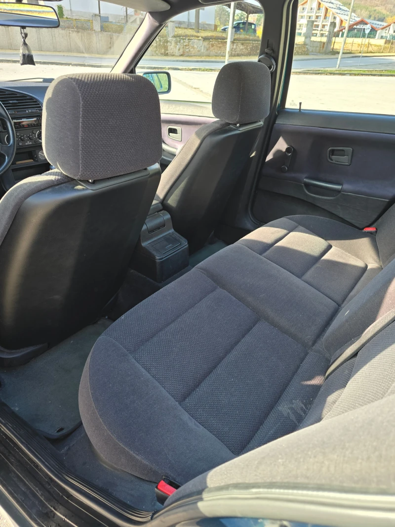 BMW 318, снимка 12 - Автомобили и джипове - 52530530