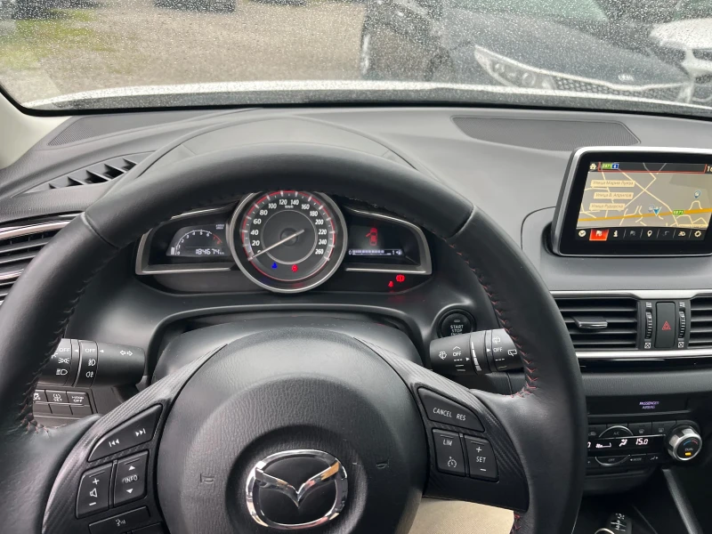 Mazda 3 2.0i TOP, снимка 11 - Автомобили и джипове - 52396829