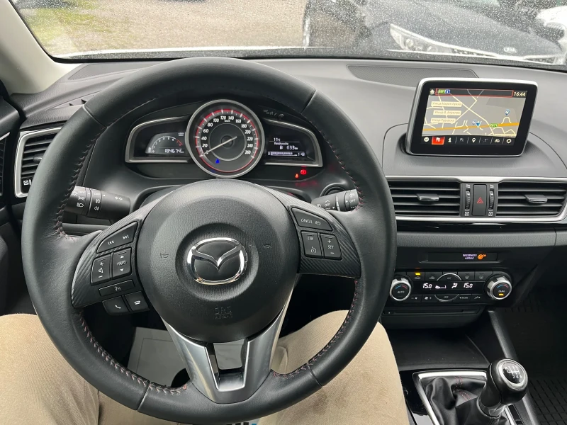 Mazda 3 2.0i TOP, снимка 9 - Автомобили и джипове - 52396829