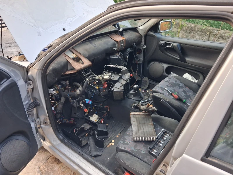 VW Polo, снимка 11 - Автомобили и джипове - 52433692