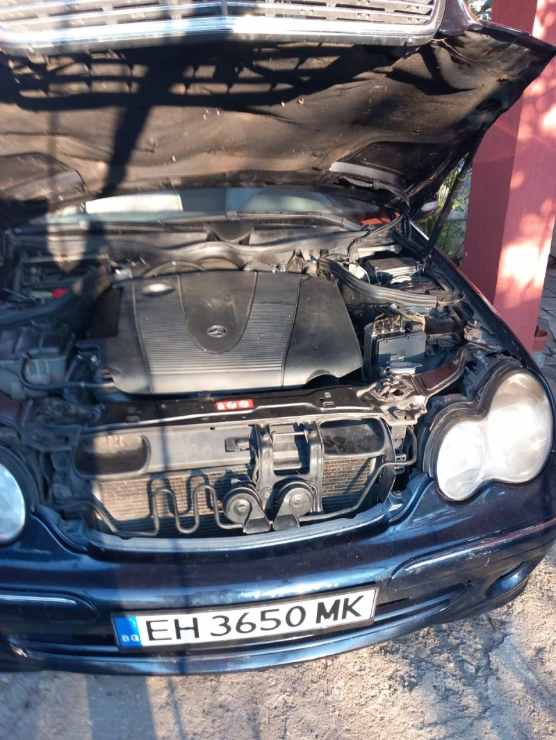 Mercedes-Benz C 220 2.2CDI-150 FACE, снимка 13 - Автомобили и джипове - 52502580