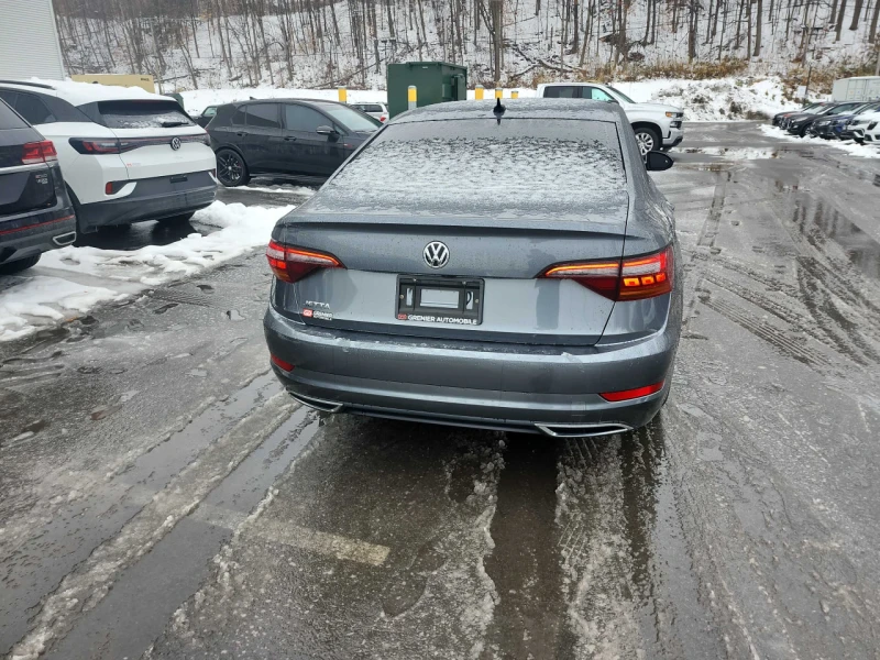 VW Jetta CARFAX* АВТОФИНАНСИРАНЕ* БЕЗ ПЪРВОНАЧАЛНА ВНОСКА* , снимка 4 - Автомобили и джипове - 52787750