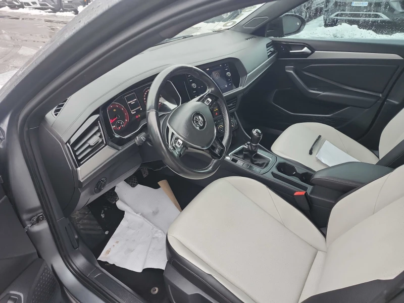 VW Jetta CARFAX* АВТОФИНАНСИРАНЕ* БЕЗ ПЪРВОНАЧАЛНА ВНОСКА* , снимка 5 - Автомобили и джипове - 52787750