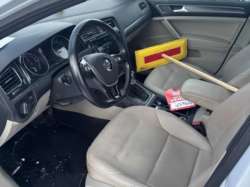 VW Golf Е* CARFAX* АВТОФИНАНСИРАНЕ* БЕЗ ПЪРВОНАЧАЛНА ВНОСК, снимка 5 - Автомобили и джипове - 52980588