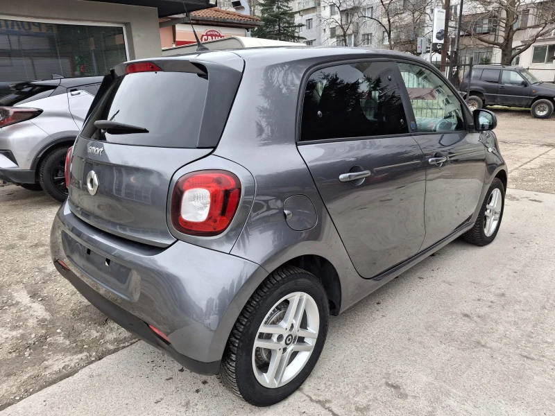 Smart Forfour EQ Фейслифт, снимка 4 - Автомобили и джипове - 53574562