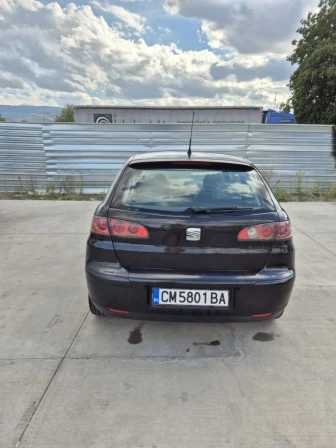 Seat Ibiza, снимка 6 - Автомобили и джипове - 49298492