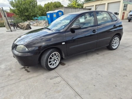 Seat Ibiza, снимка 2 - Автомобили и джипове - 49298492