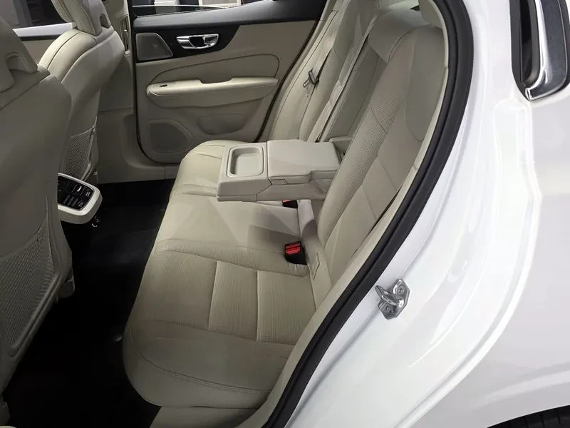 Volvo S60 T5 Inscription, снимка 12 - Автомобили и джипове - 55738164