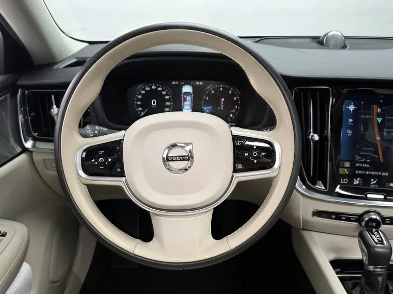 Volvo S60 T5 Inscription, снимка 13 - Автомобили и джипове - 55738164