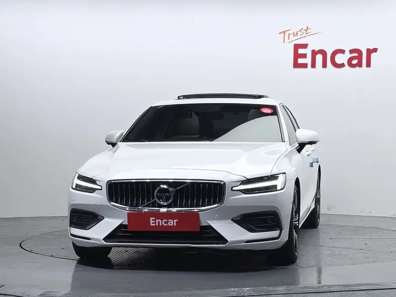 Volvo S60 T5 Inscription, снимка 3 - Автомобили и джипове - 55738164