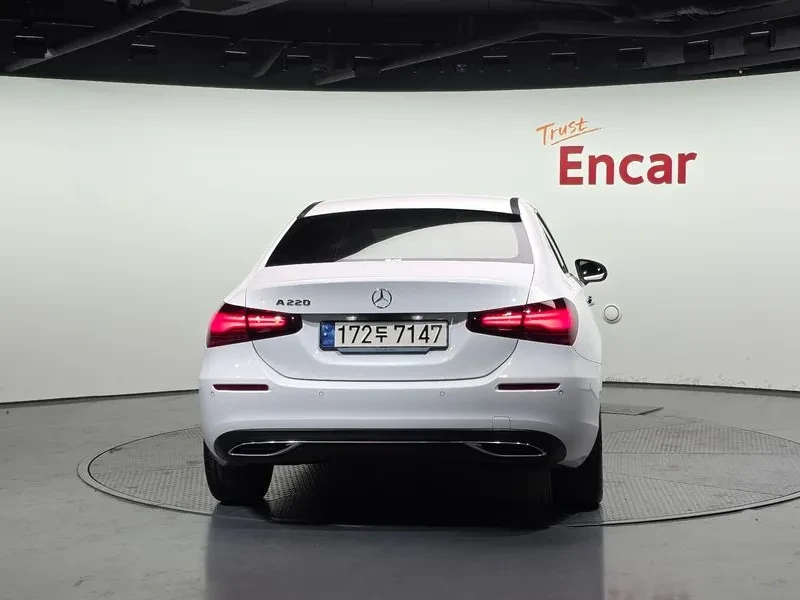Mercedes-Benz A 220, снимка 4 - Автомобили и джипове - 55740095