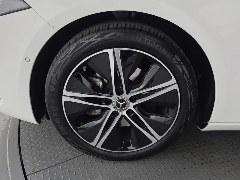 Mercedes-Benz A 220, снимка 5 - Автомобили и джипове - 55740095
