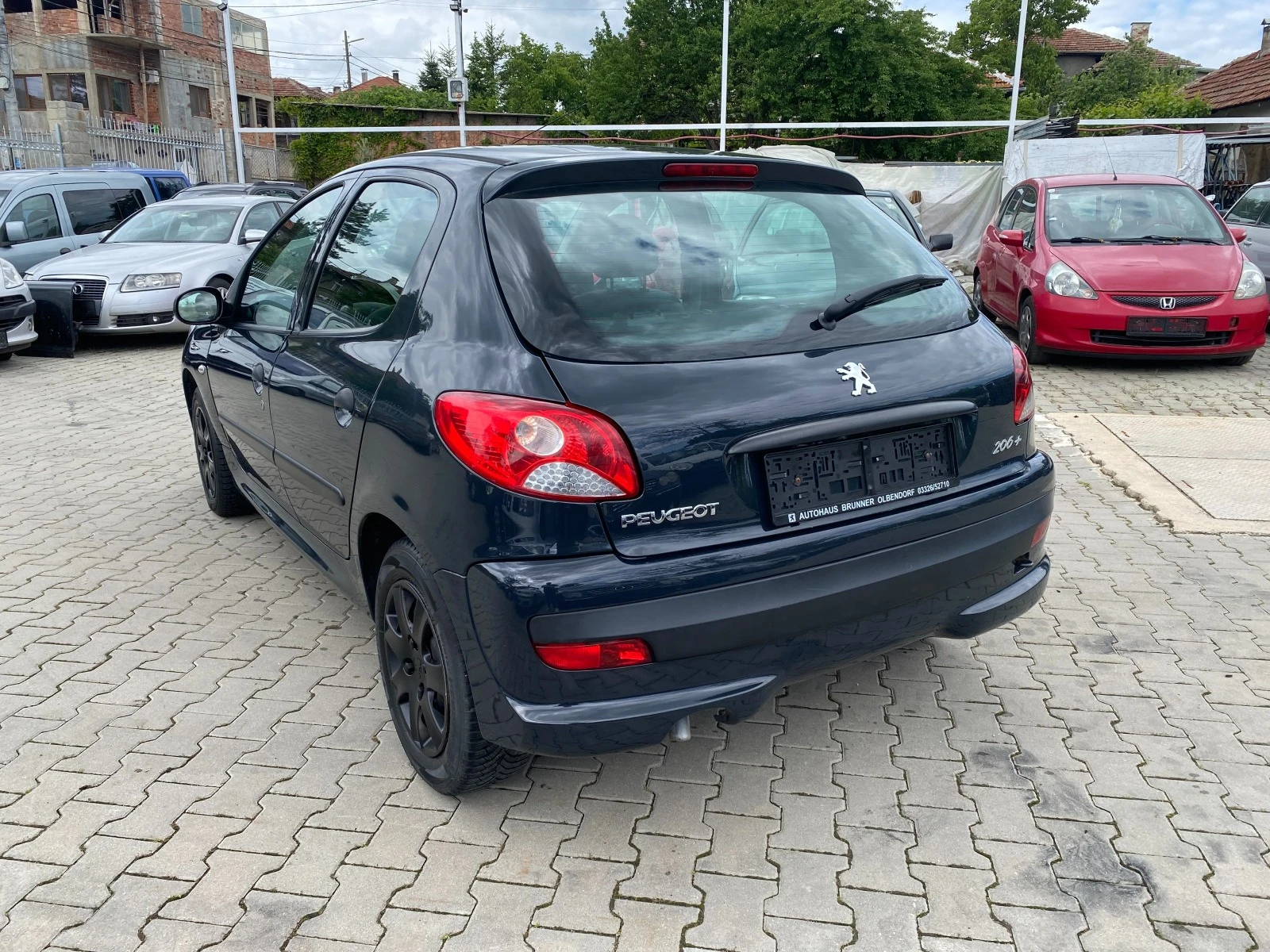 Peugeot 206 + 1.1 60к.с - изображение 3