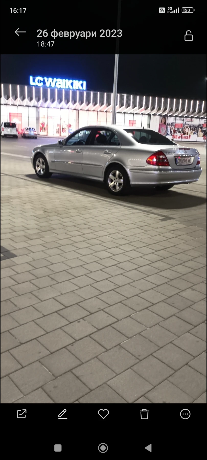 Mercedes-Benz E 320 E 320 4 matik - изображение 2