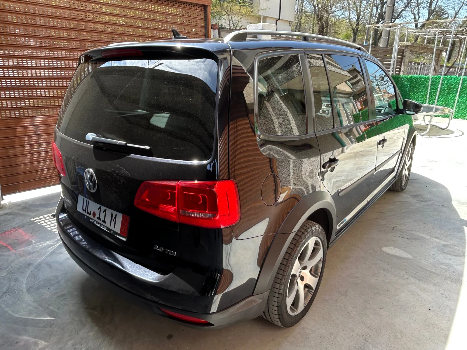 VW Touran 2.0TDI CROS - изображение 4