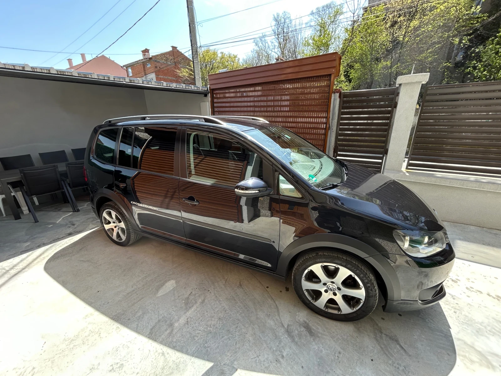 VW Touran 2.0TDI CROS - изображение 3
