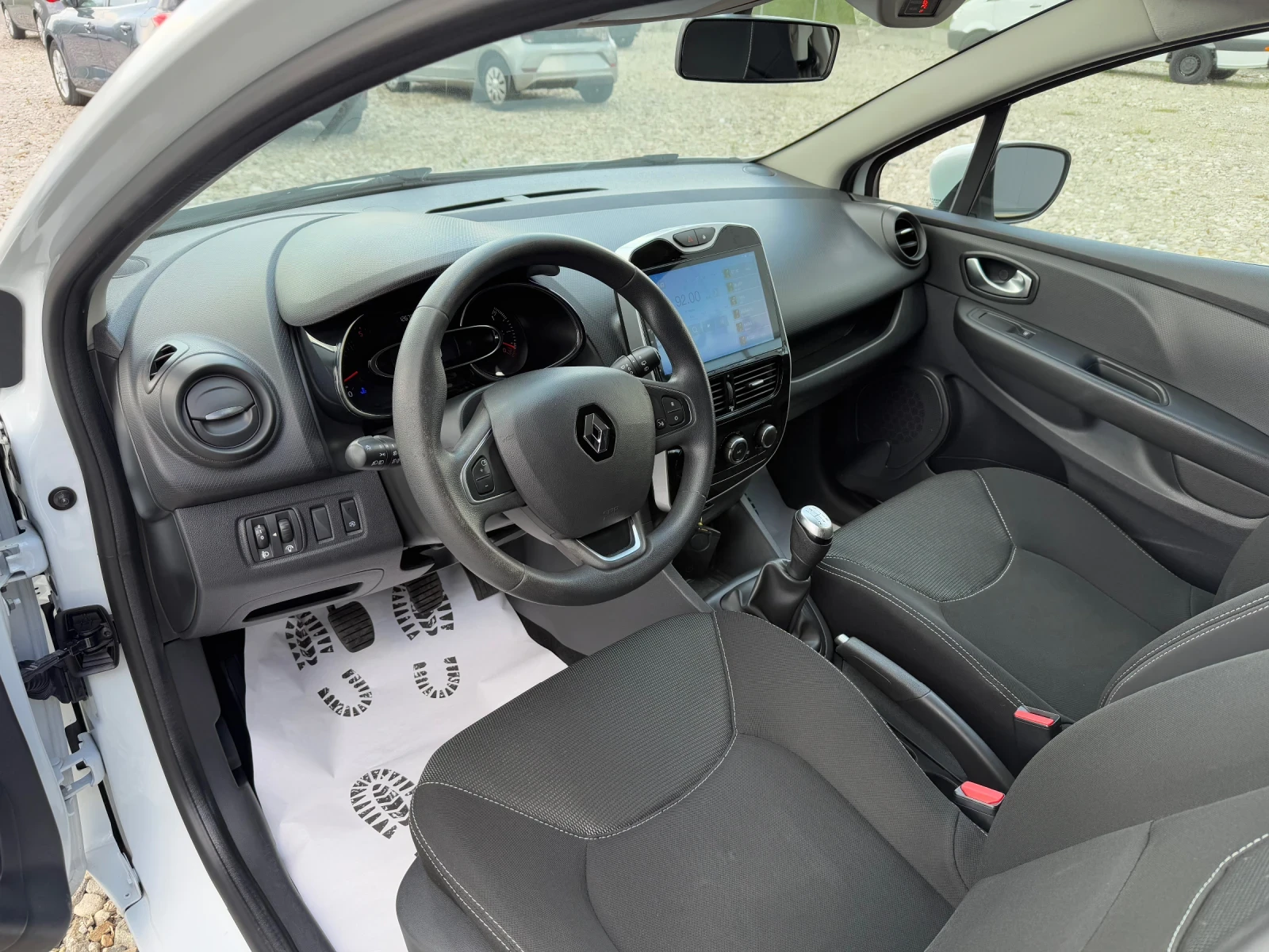Renault Clio 1.5 DCI NAVI - изображение 10