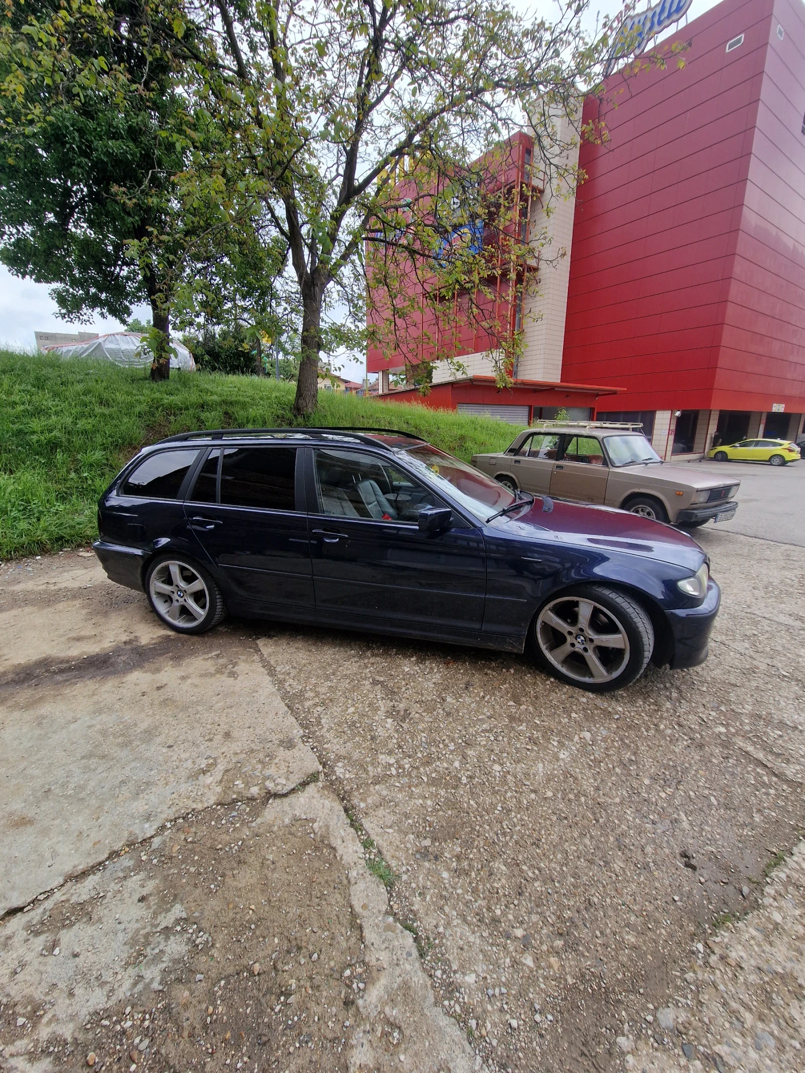 BMW 320  - изображение 2
