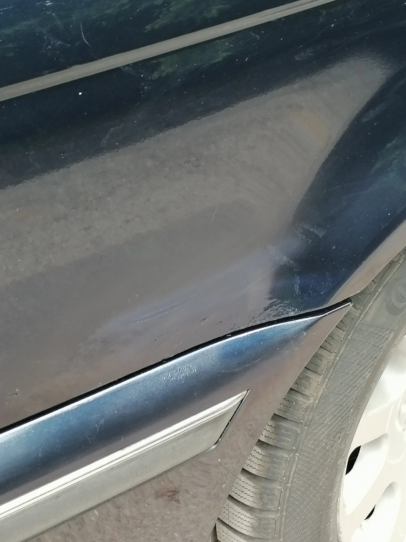 BMW 528 Е39 2800 см3 - изображение 9