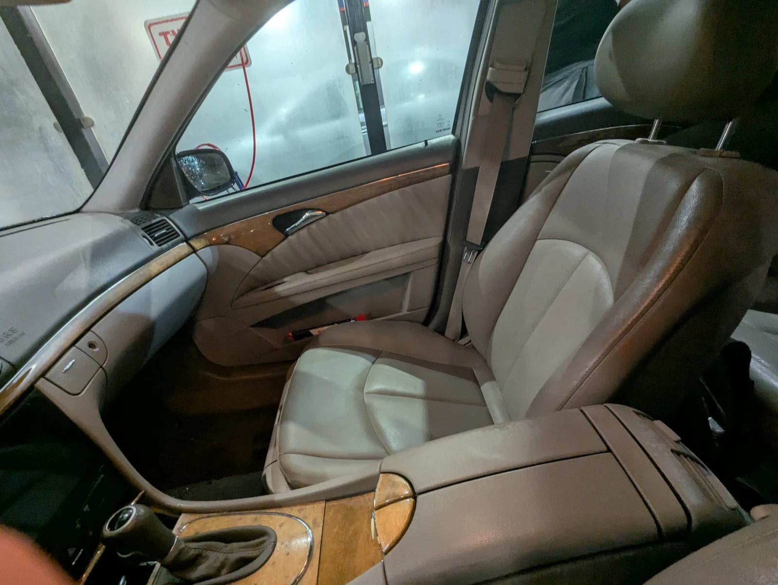 Mercedes-Benz E 320 CDI - изображение 5