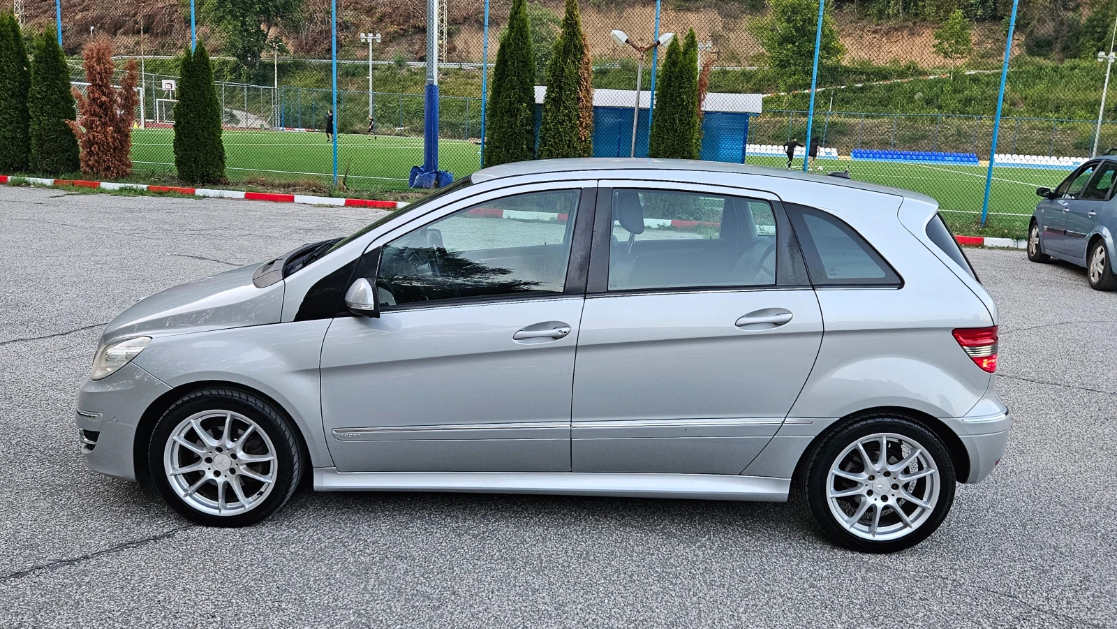Mercedes-Benz B 200 CDI KOJA/SPORT/FACELIFT - изображение 3