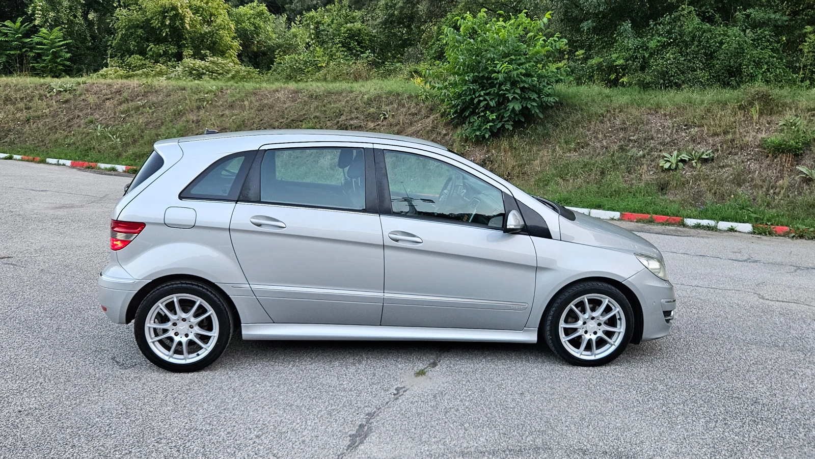 Mercedes-Benz B 200 CDI KOJA/SPORT/FACELIFT - изображение 7