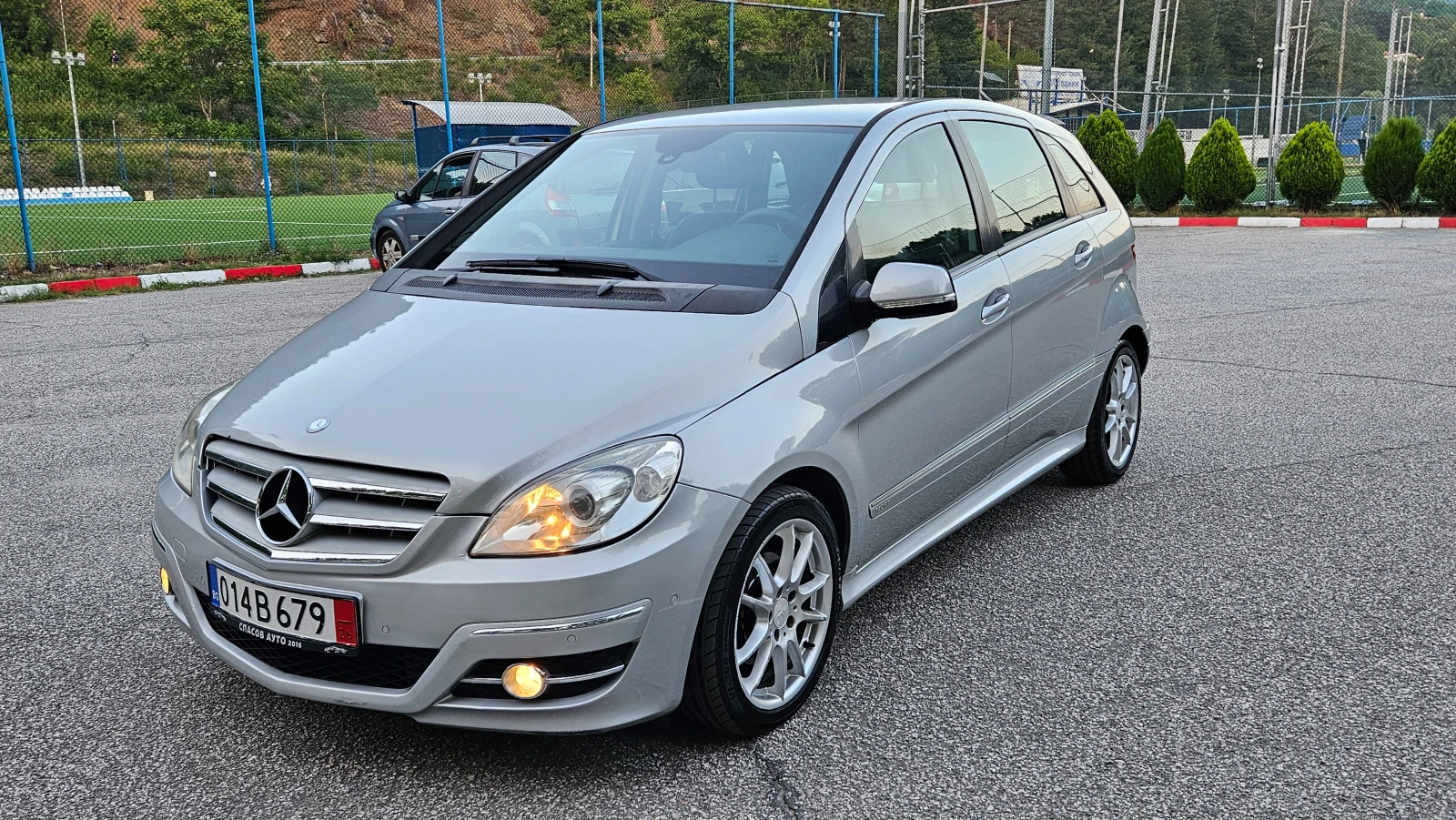 Mercedes-Benz B 200 CDI KOJA/SPORT/FACELIFT - изображение 2