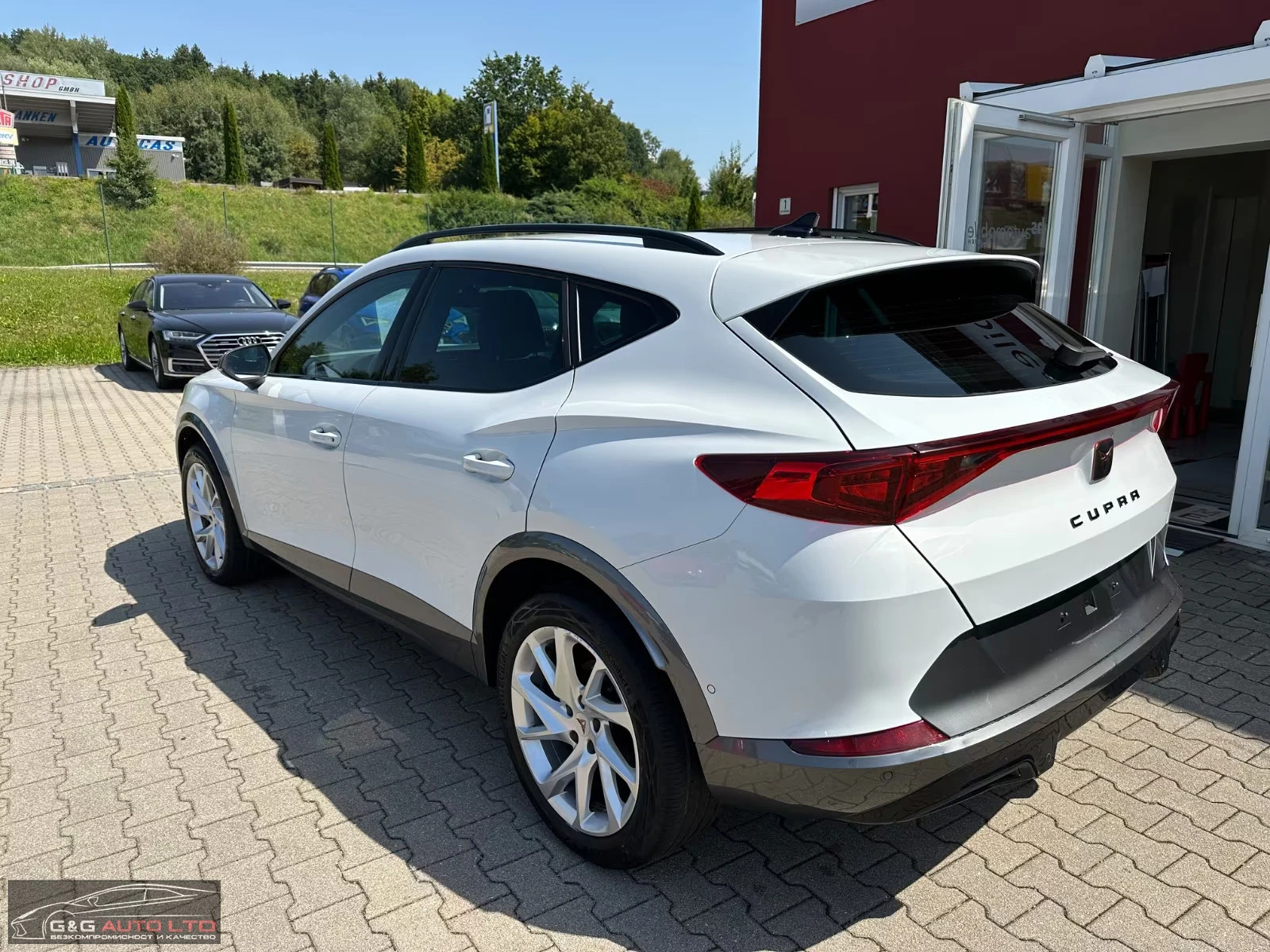 Cupra Formentor 1.5TSI/150HP/NAVI/360/LED/KLESS/DIGI/400g - изображение 3