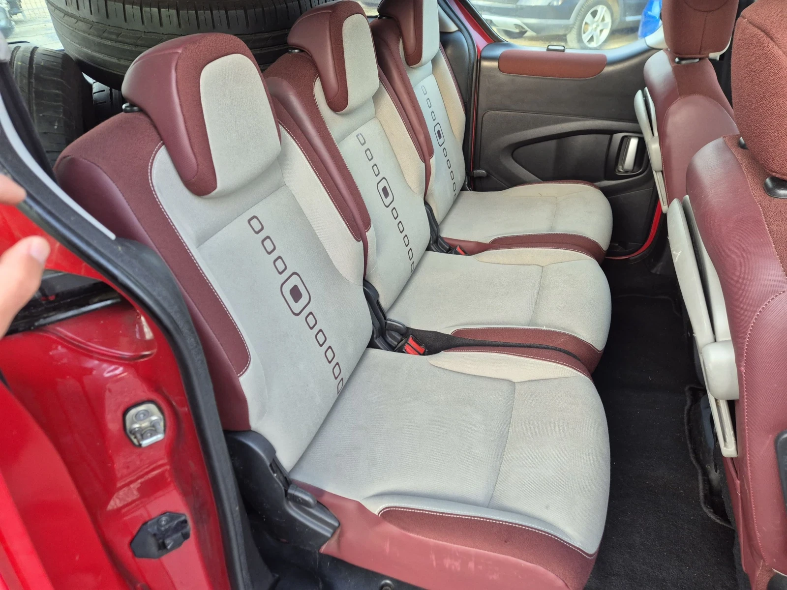 Citroen Berlingo 1.6 HDI 6+ 1 EURO 5, снимка 11 - Автомобили и джипове - 52824925