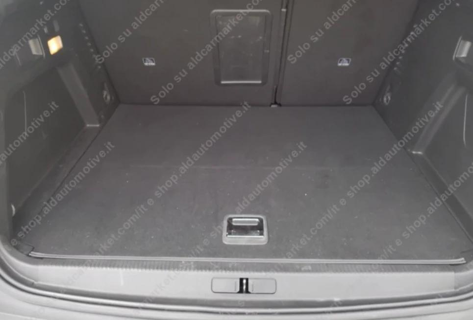 Peugeot 3008 Allure Pack, снимка 8 - Автомобили и джипове - 53874196