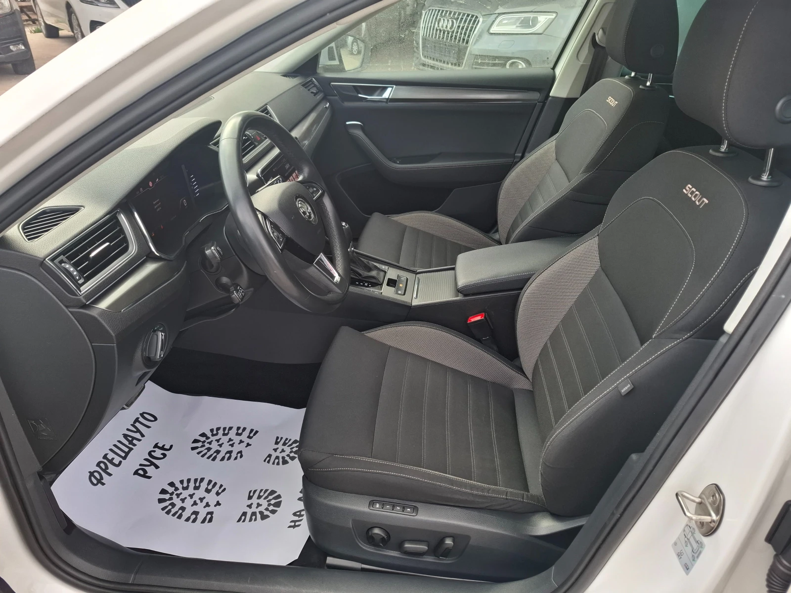 Skoda Superb 2.0 SKOUT 4x4 Navi Подгрев Камера, снимка 6 - Автомобили и джипове - 53894861