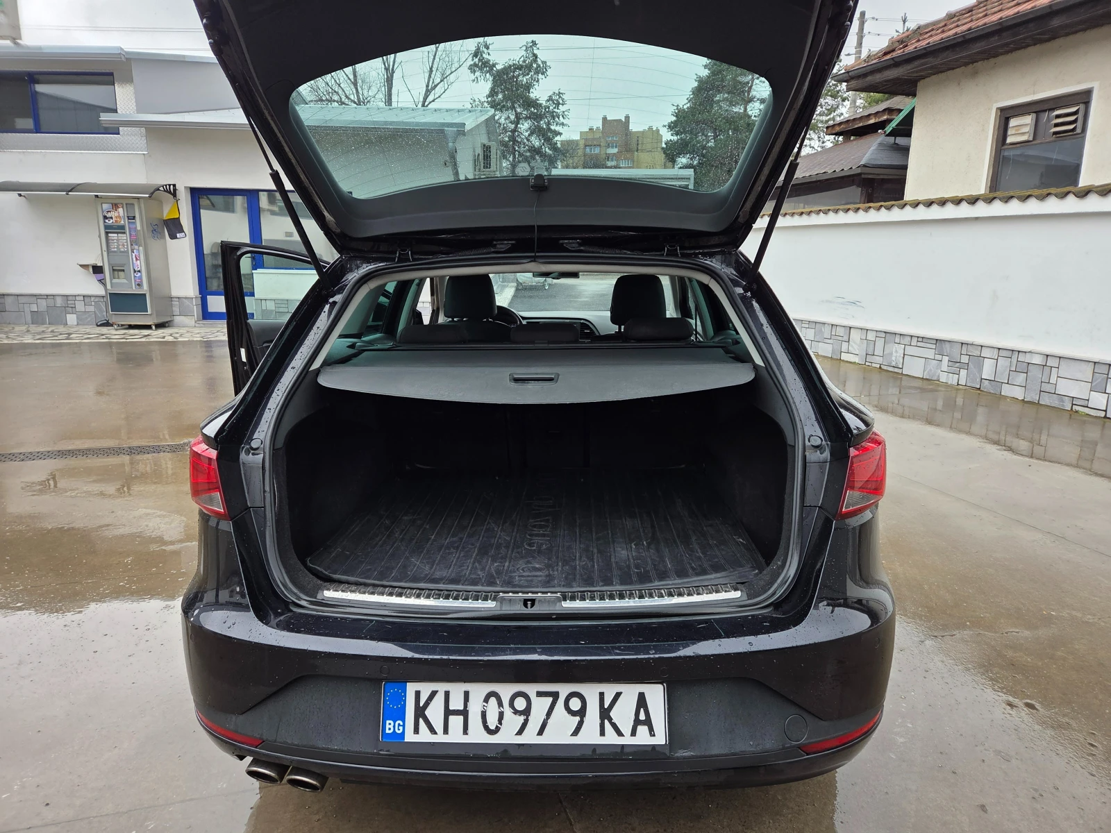 Seat Leon FR, снимка 9 - Автомобили и джипове - 53926734