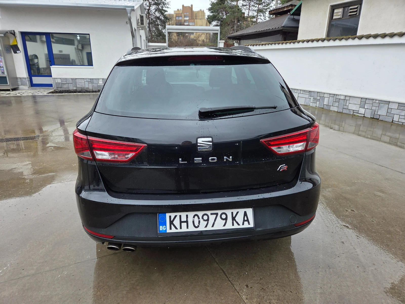 Seat Leon FR, снимка 2 - Автомобили и джипове - 53926734
