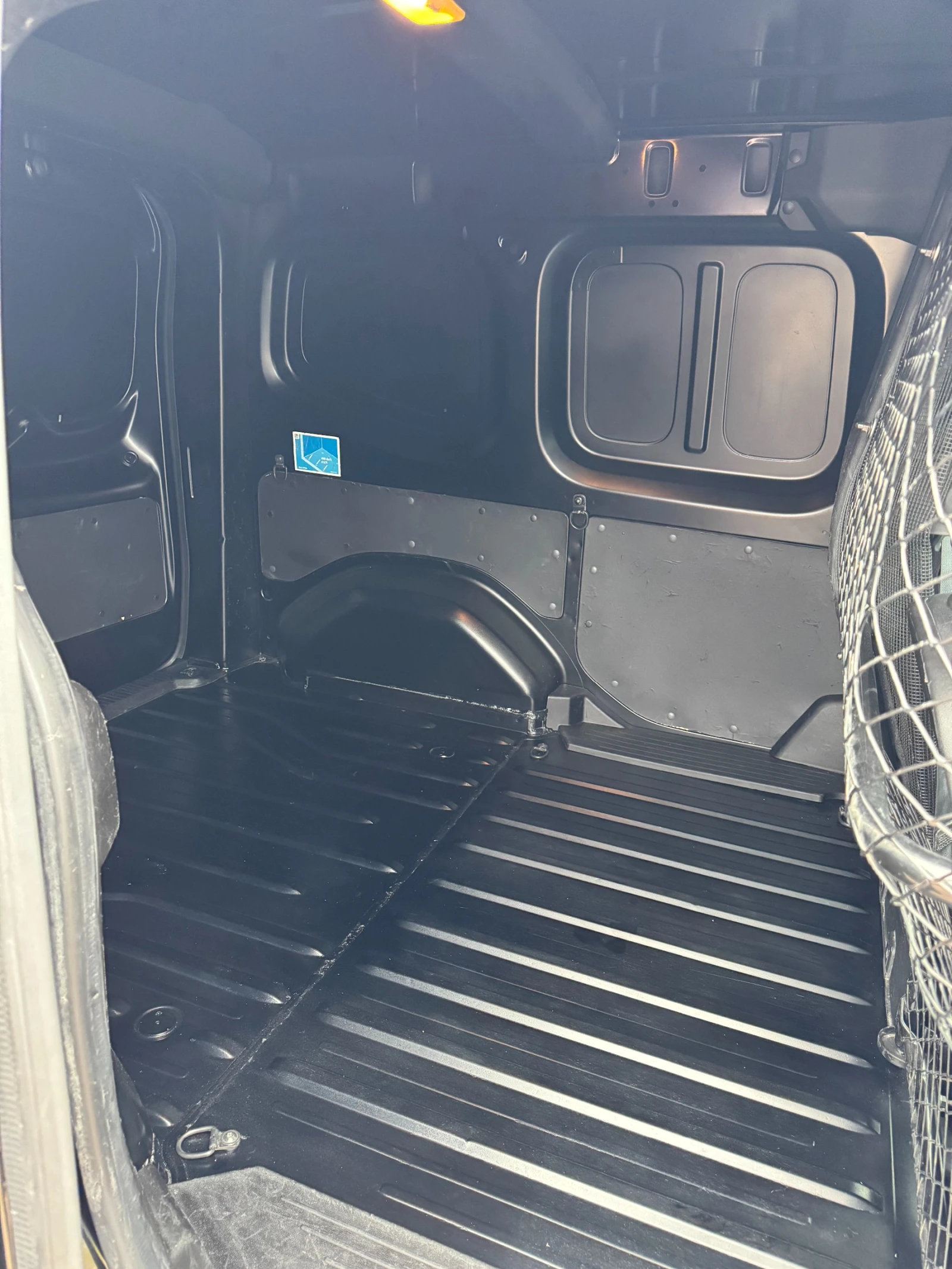 Renault Kangoo Kangoo V 1.3TCe OS130 Ed.O, снимка 12 - Автомобили и джипове - 53933285