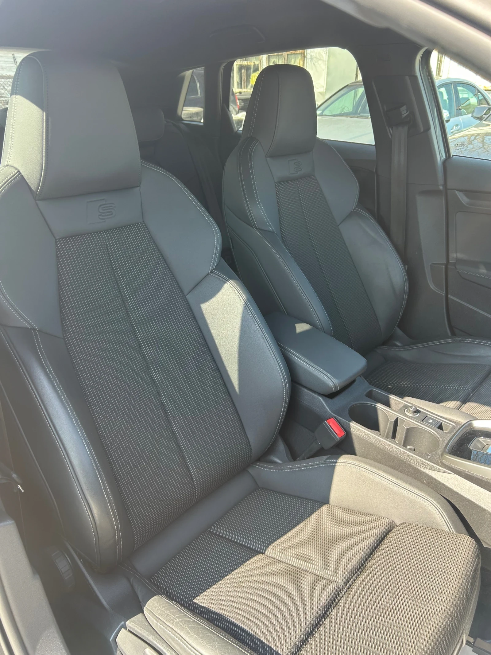 Audi A3 45 TFSIe S-line, снимка 8 - Автомобили и джипове - 54012755