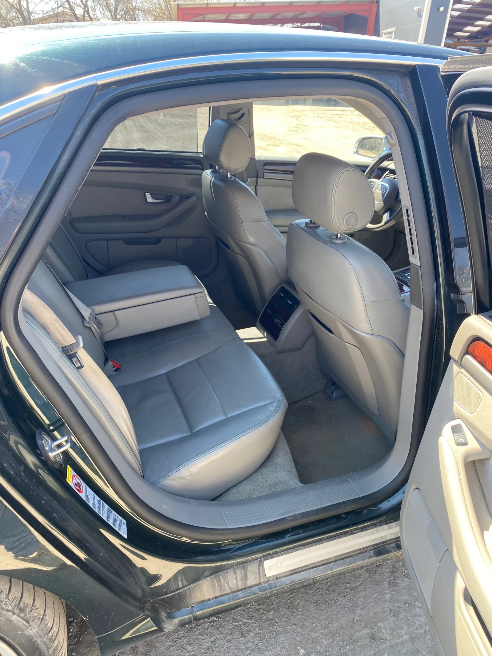 Audi A8, снимка 7 - Автомобили и джипове - 54109573