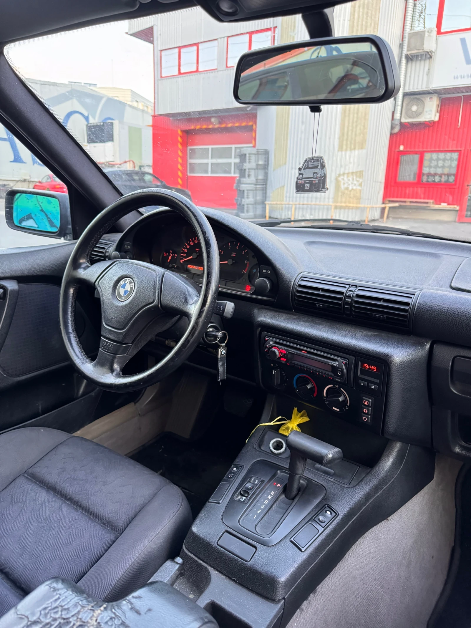 BMW 316, снимка 7 - Автомобили и джипове - 54127838