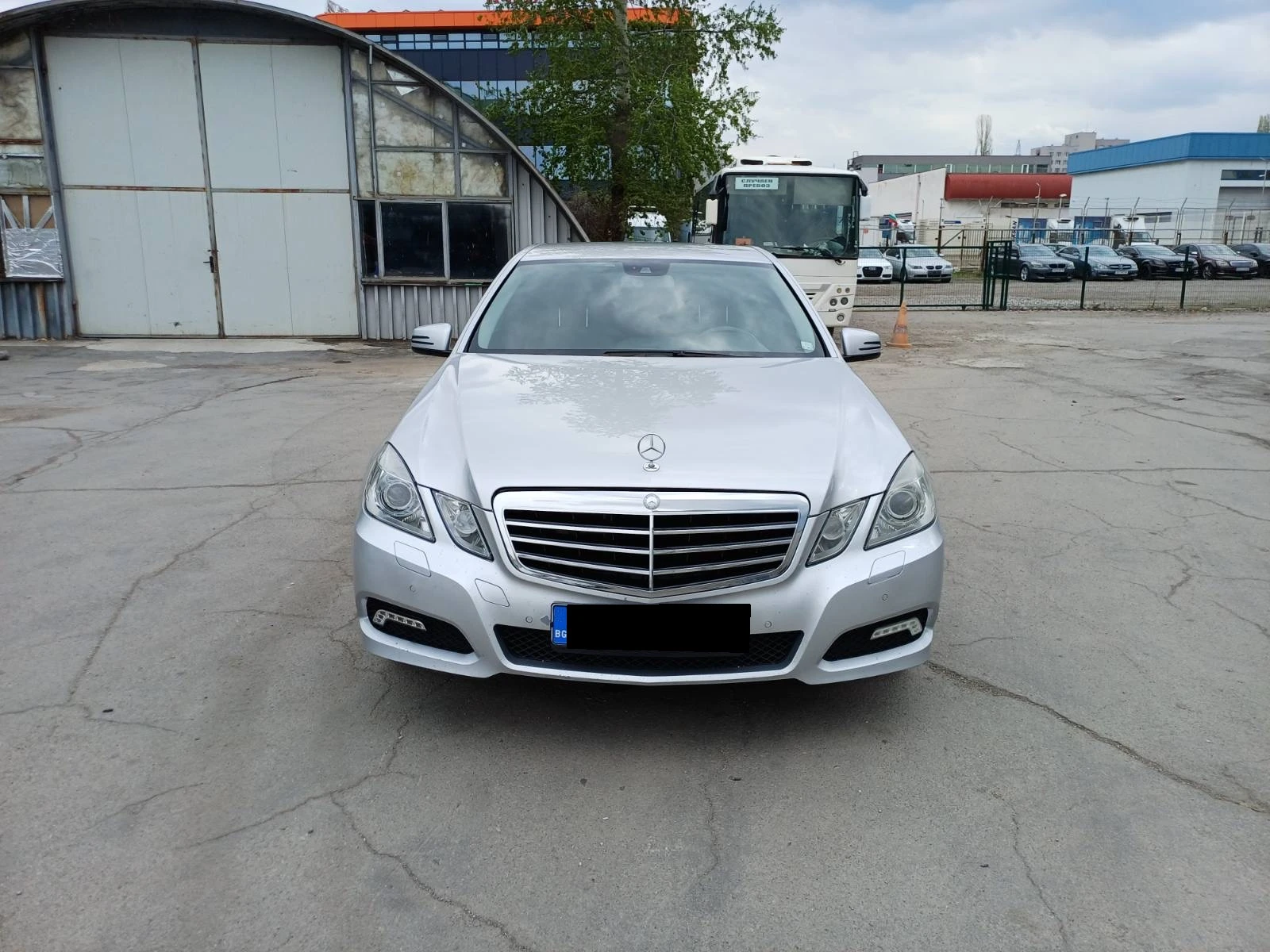 Mercedes-Benz E 350 CDI 4Matic Avantgarde, снимка 2 - Автомобили и джипове - 54263502