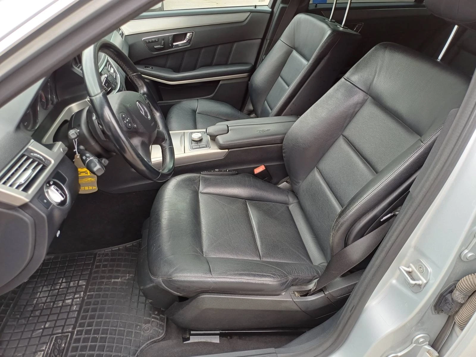 Mercedes-Benz E 350 CDI 4Matic Avantgarde, снимка 9 - Автомобили и джипове - 54263502