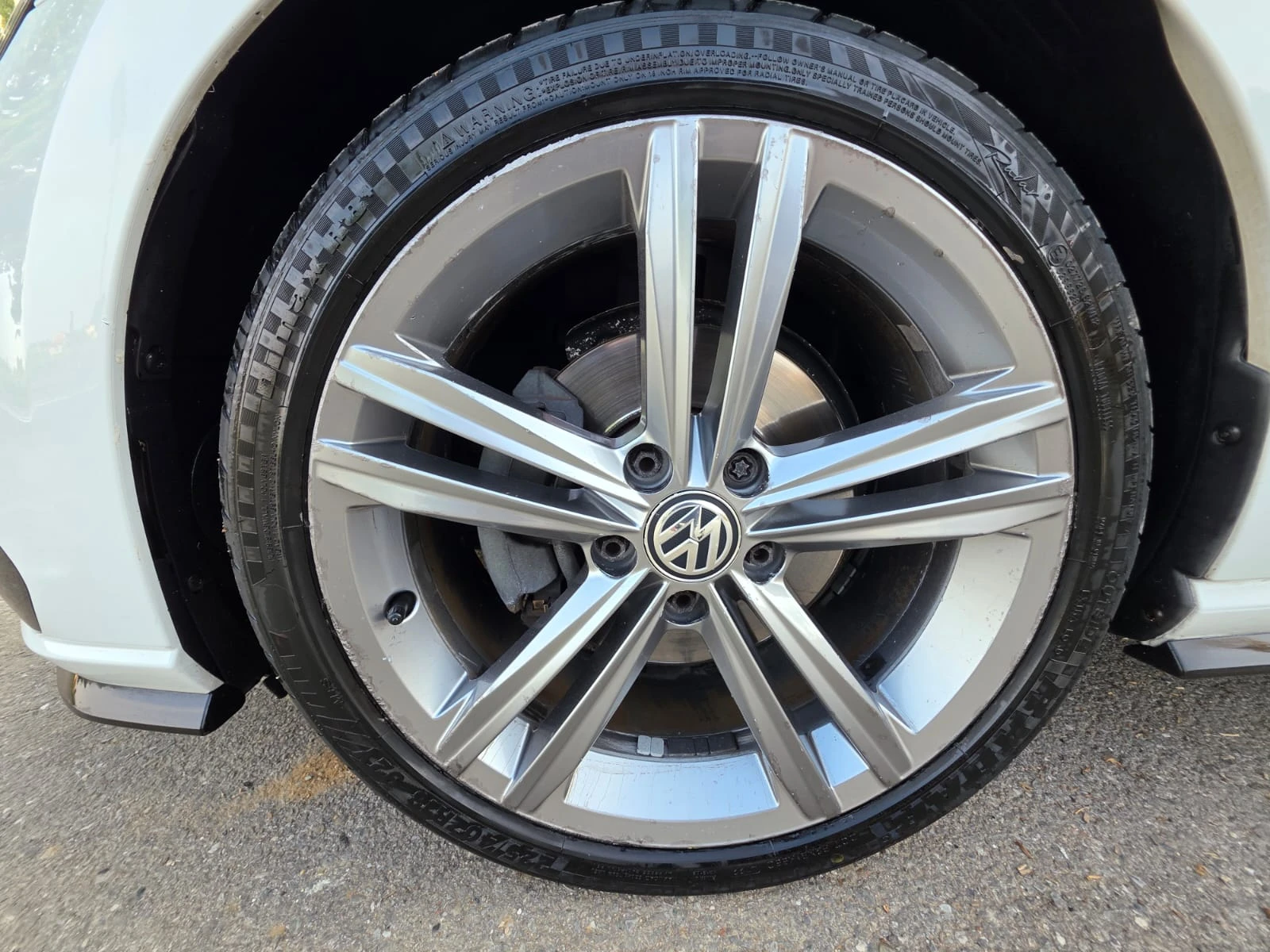VW Golf 2.0 TDI R-LINE EURO 6B, снимка 11 - Автомобили и джипове - 54654071