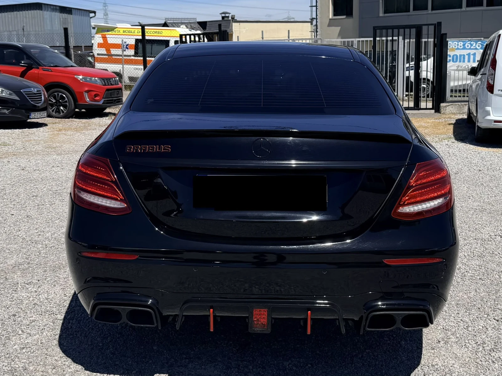 Mercedes-Benz E 220 BRABUS OPTIC, снимка 4 - Автомобили и джипове - 54742753