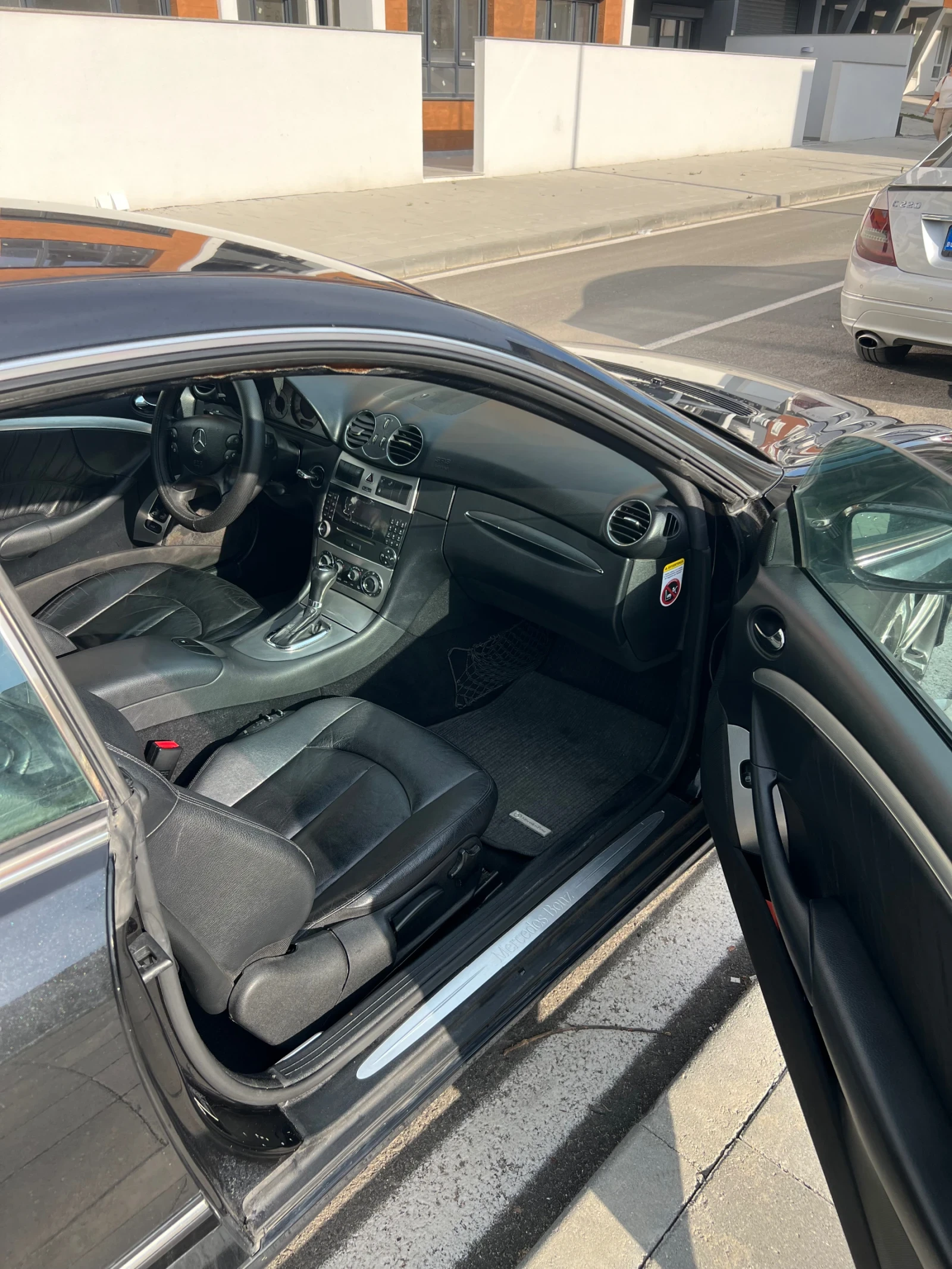 Mercedes-Benz CLK, снимка 5 - Автомобили и джипове - 54867837
