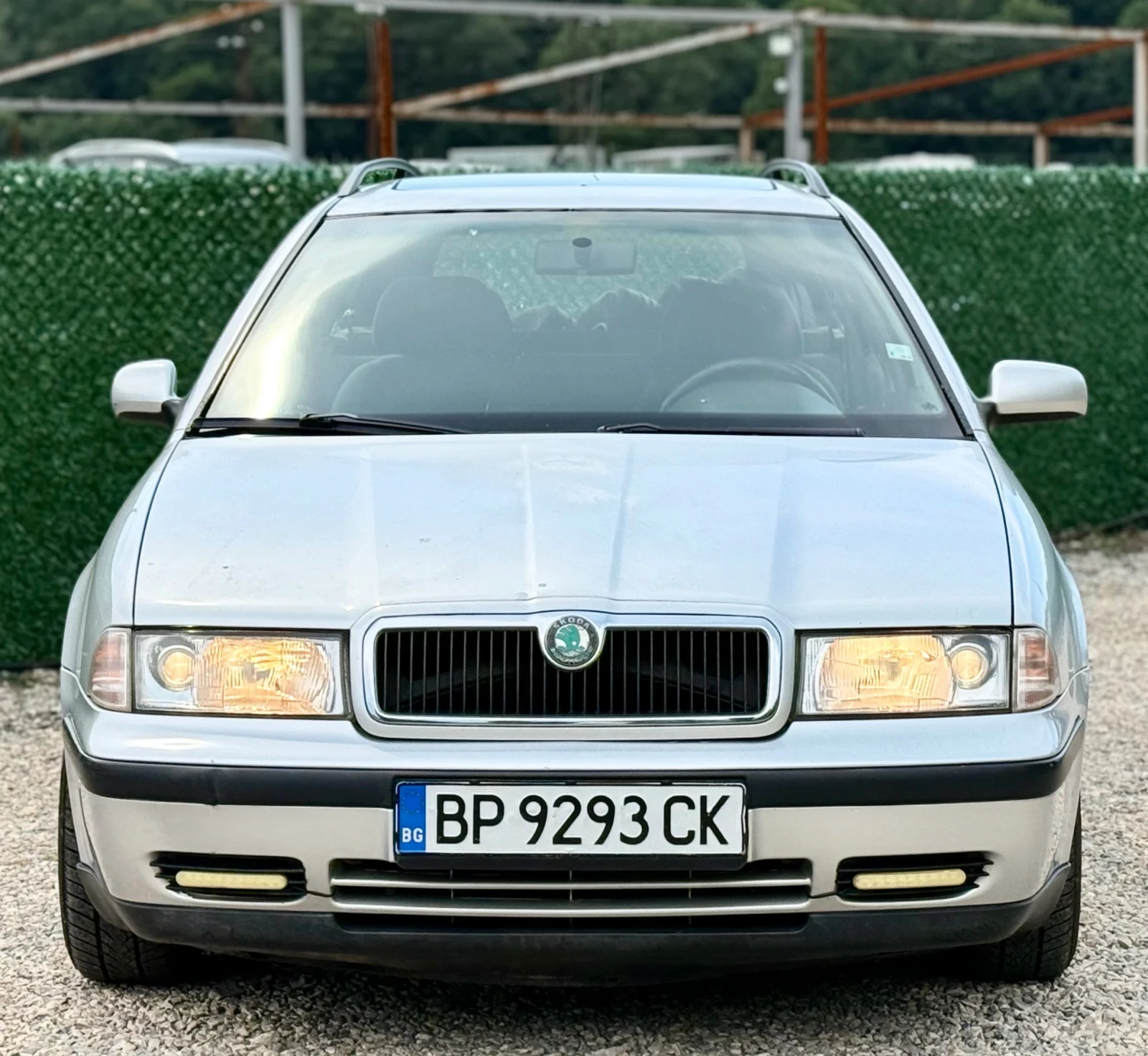 Skoda Octavia 1.8i //Turbo, снимка 2 - Автомобили и джипове - 54875292