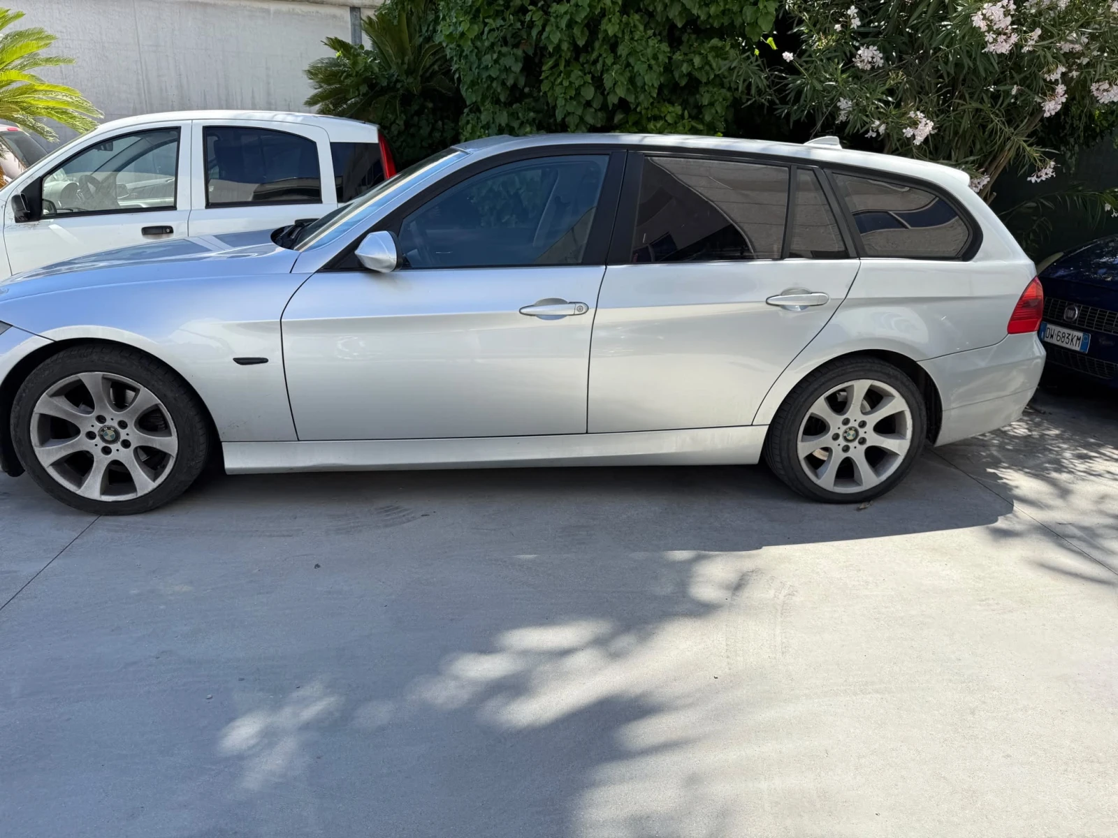 BMW 320, снимка 9 - Автомобили и джипове - 55397652