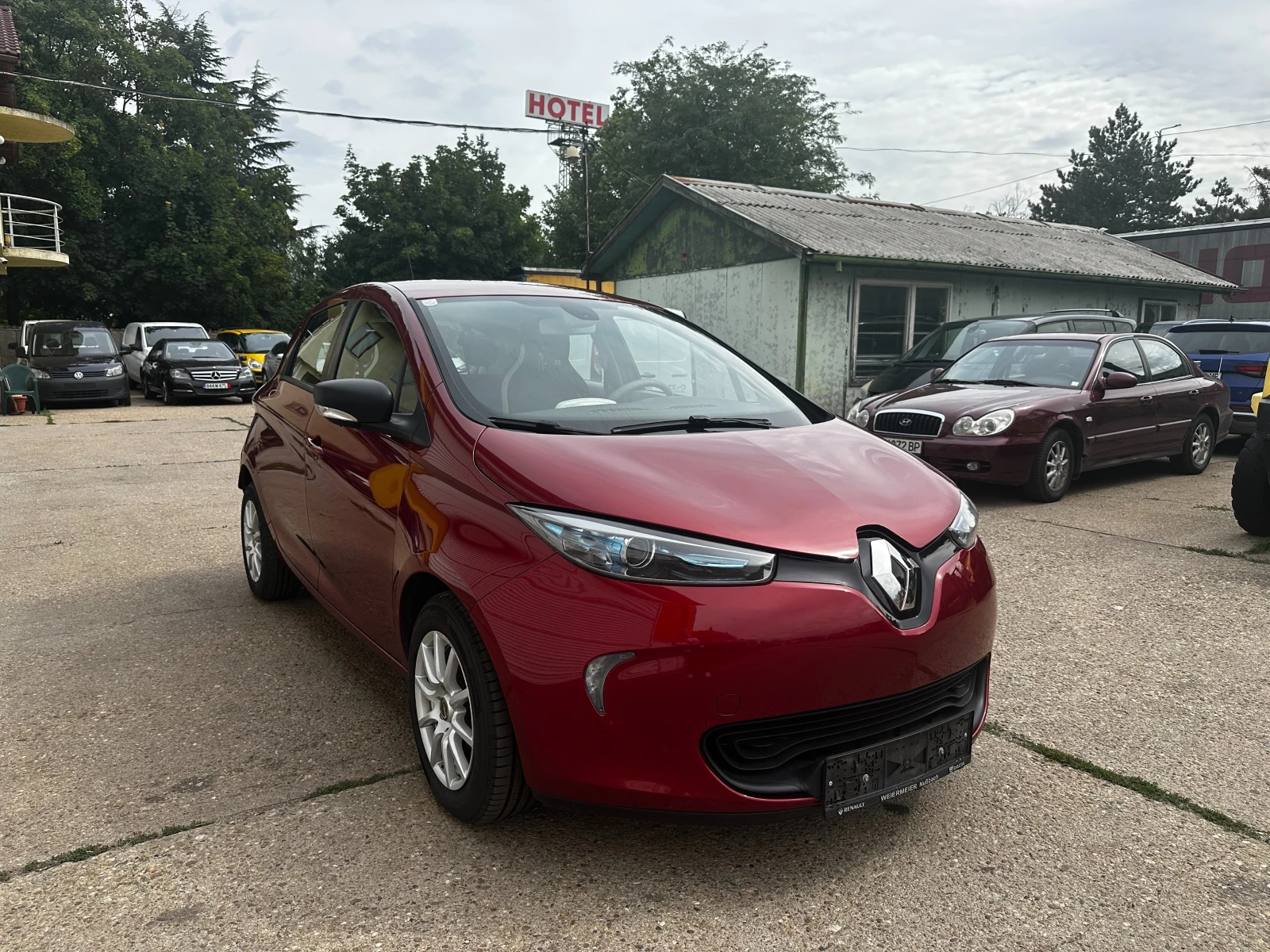 Renault Zoe, снимка 3 - Автомобили и джипове - 55433098