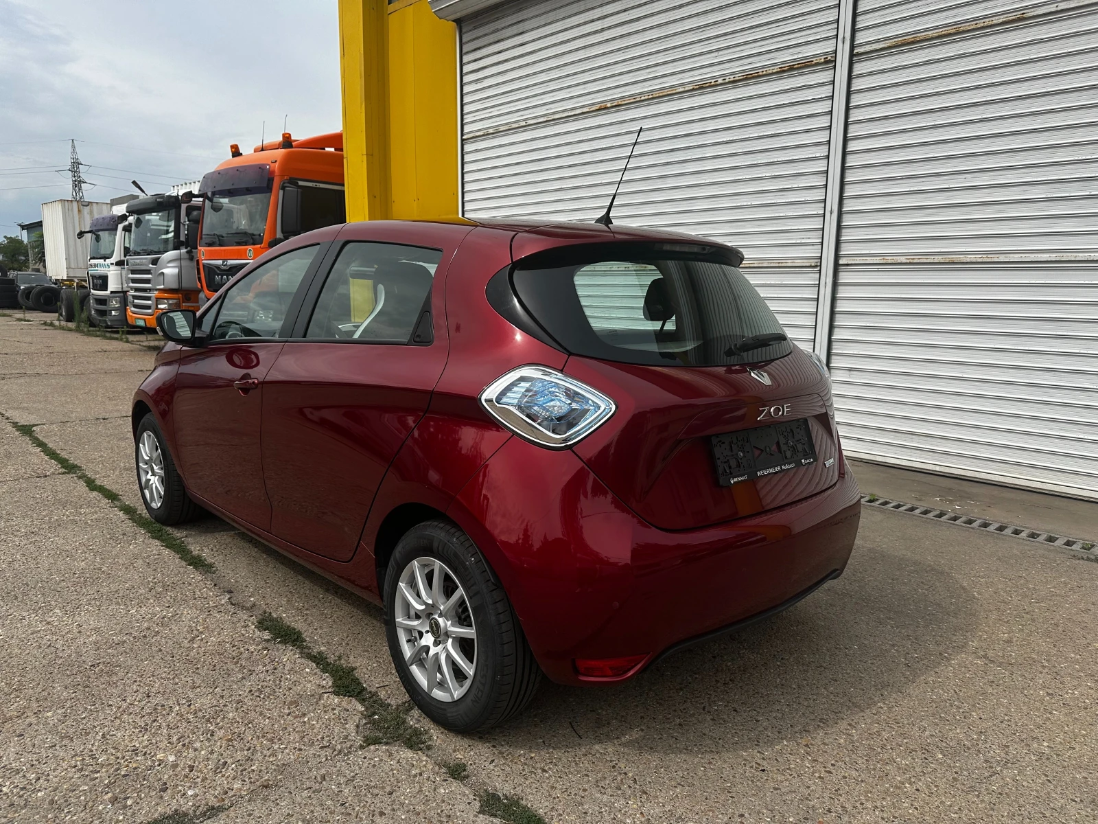 Renault Zoe, снимка 5 - Автомобили и джипове - 55433098