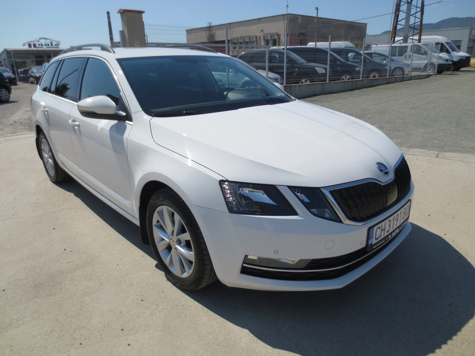 Skoda Octavia 2.0 TDI , снимка 3 - Автомобили и джипове - 55476824