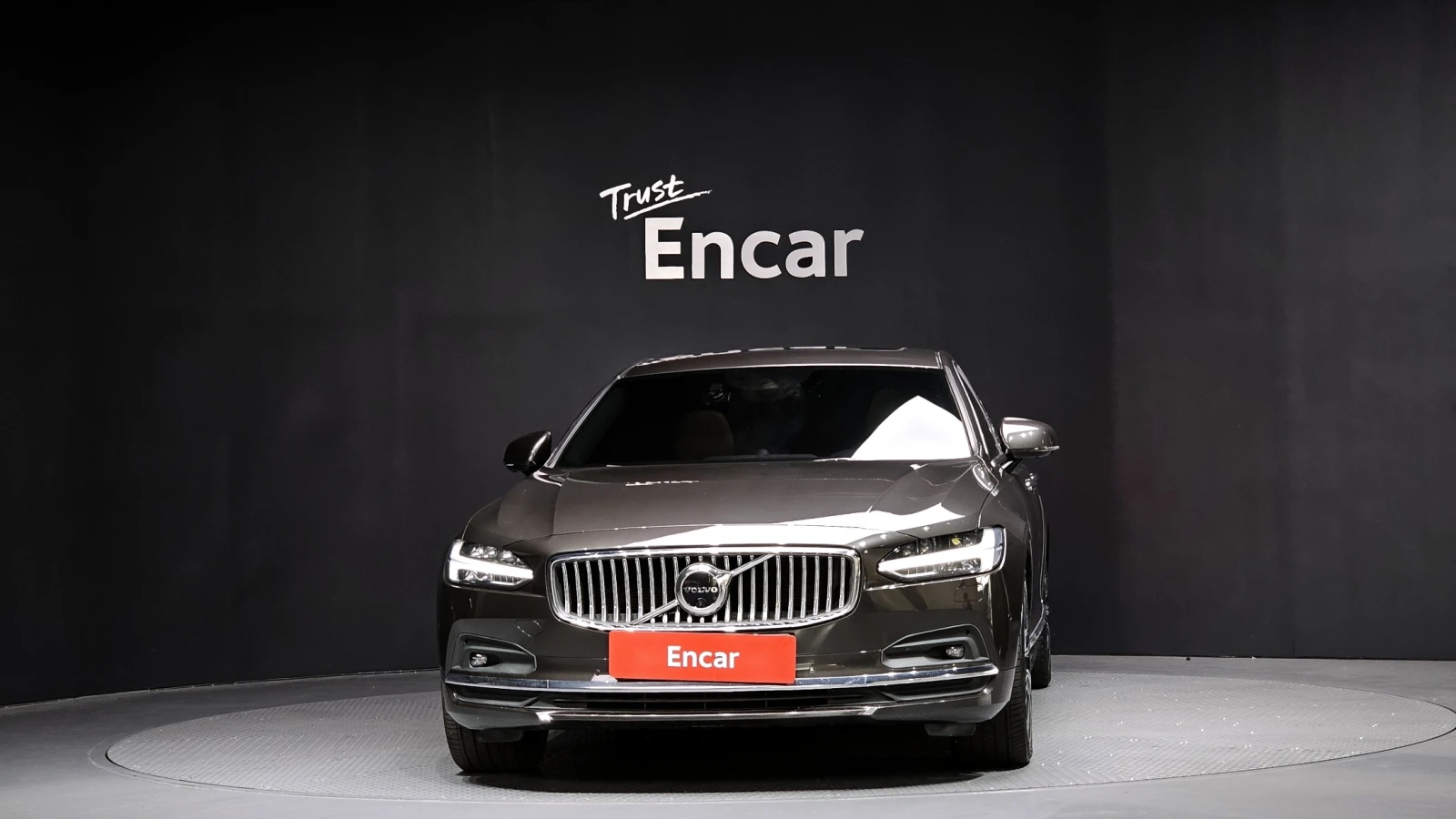 Volvo S90 2.0 B5 Turbo, снимка 3 - Автомобили и джипове - 55477980