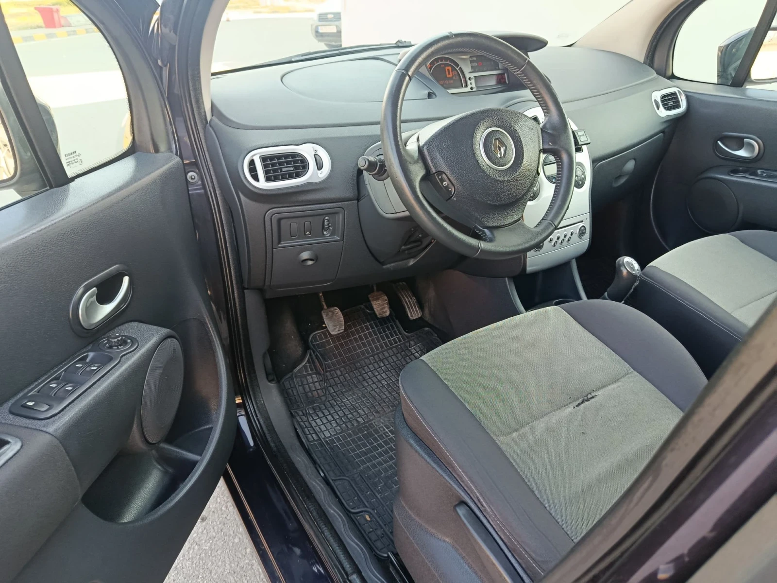 Renault Modus, снимка 9 - Автомобили и джипове - 55630822